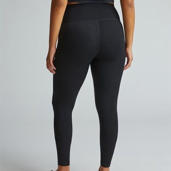 Everlane The Perform Legging Ankle in Black Size XSmall - Picture 4 of 7